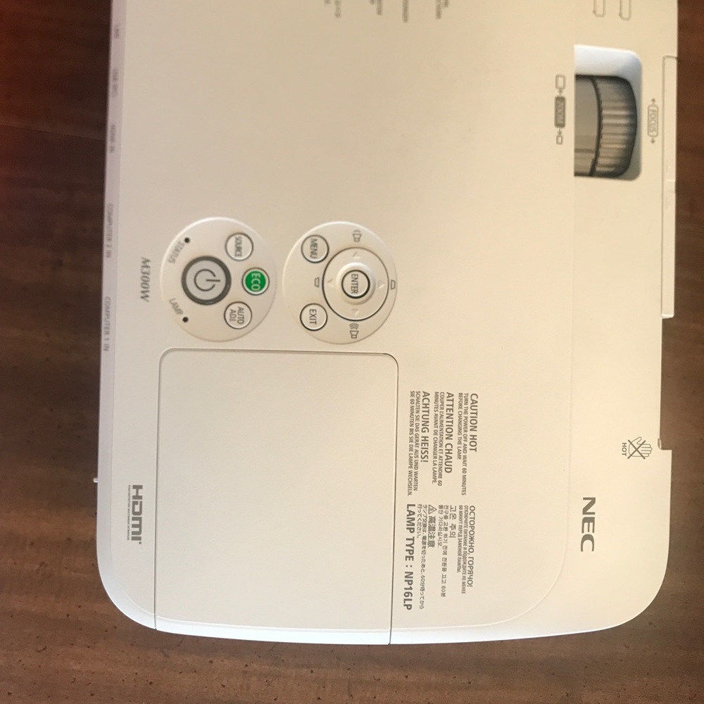 Projector - Picture 4 of 4